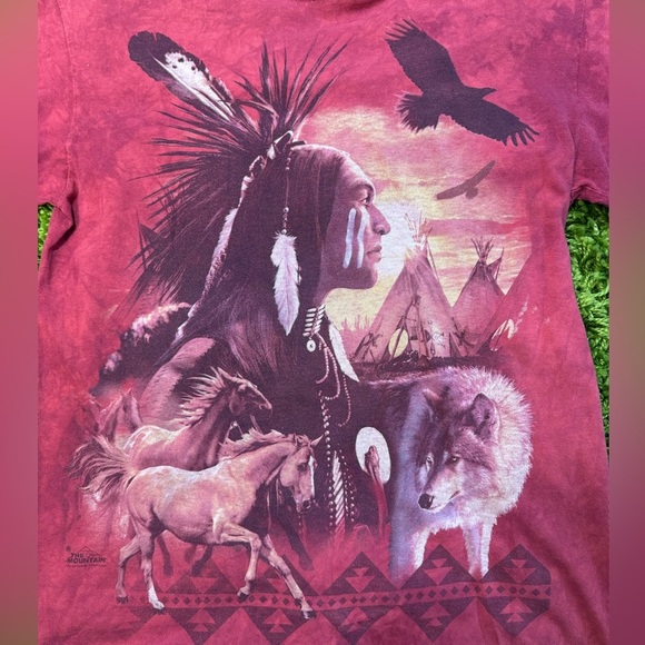 Vintage ‘08 Native American Graphic T shirt - Picture 3 of 4